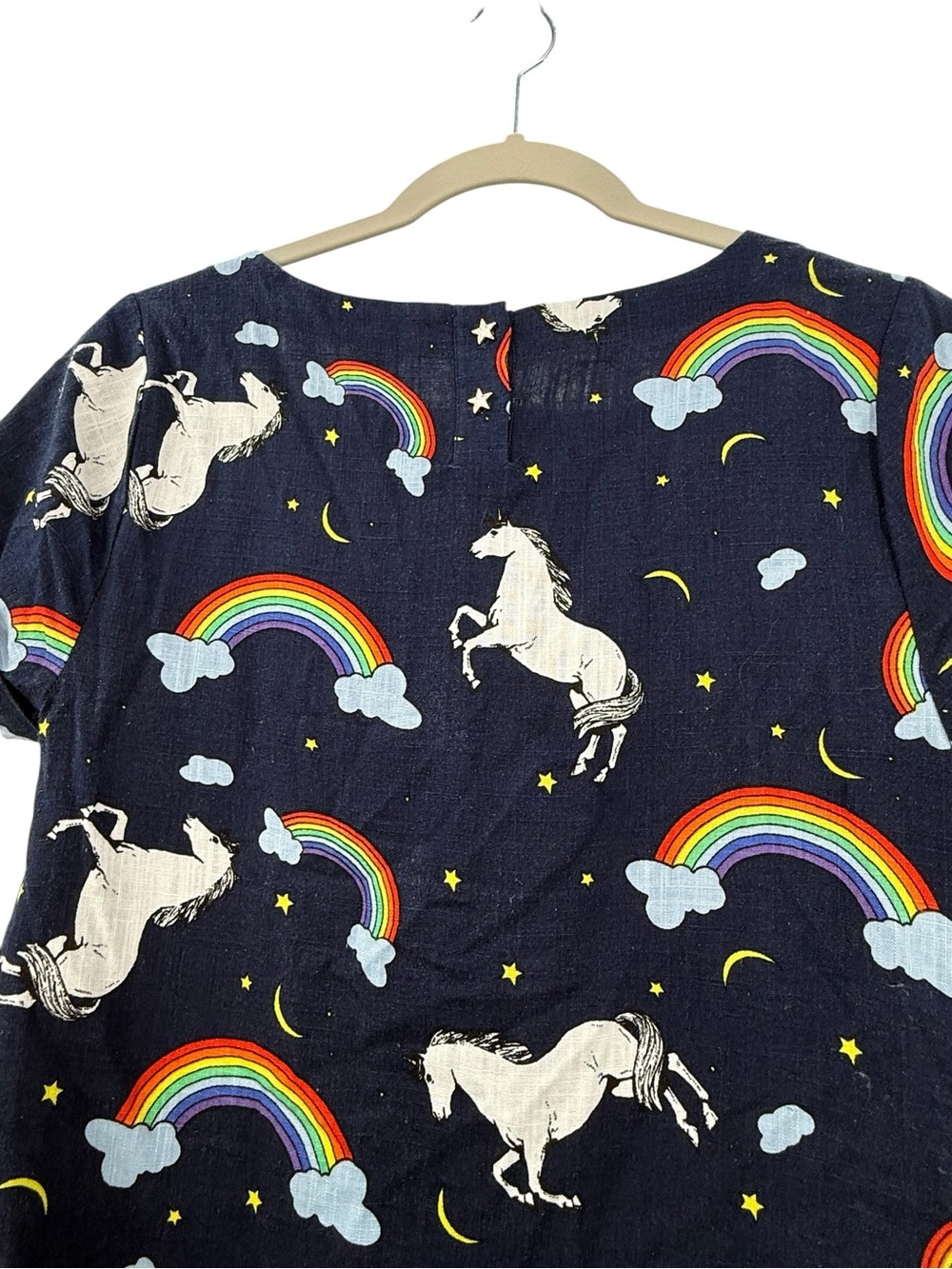 ModCloth Rainbow Unicorn Print Linen Blend Boxy Top Women’s Small Navy - Picture 5 of 13